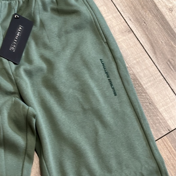 Alphalete Green wide leg sweatpants - Picture 3 of 5